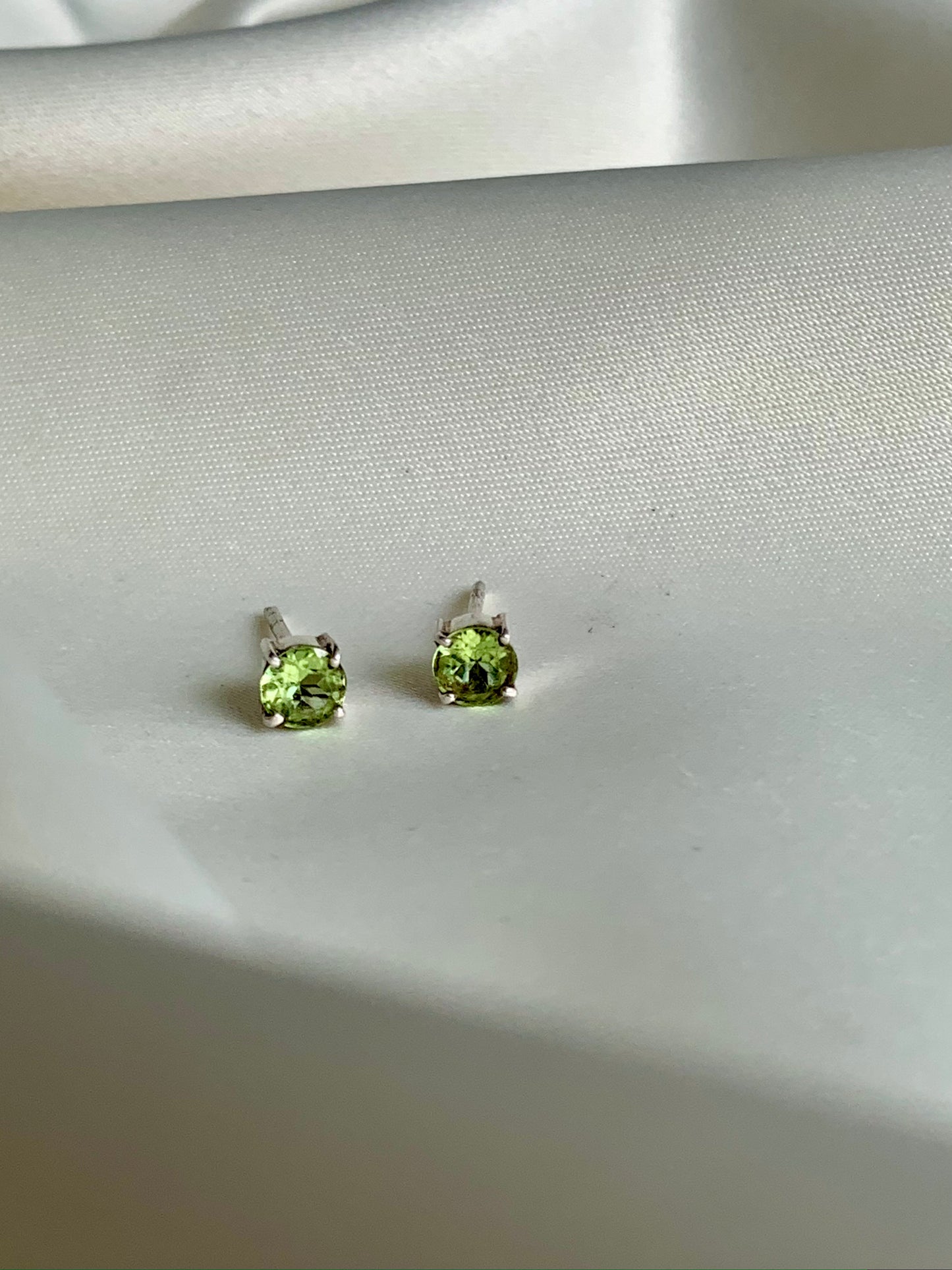 Round Peridot Studs