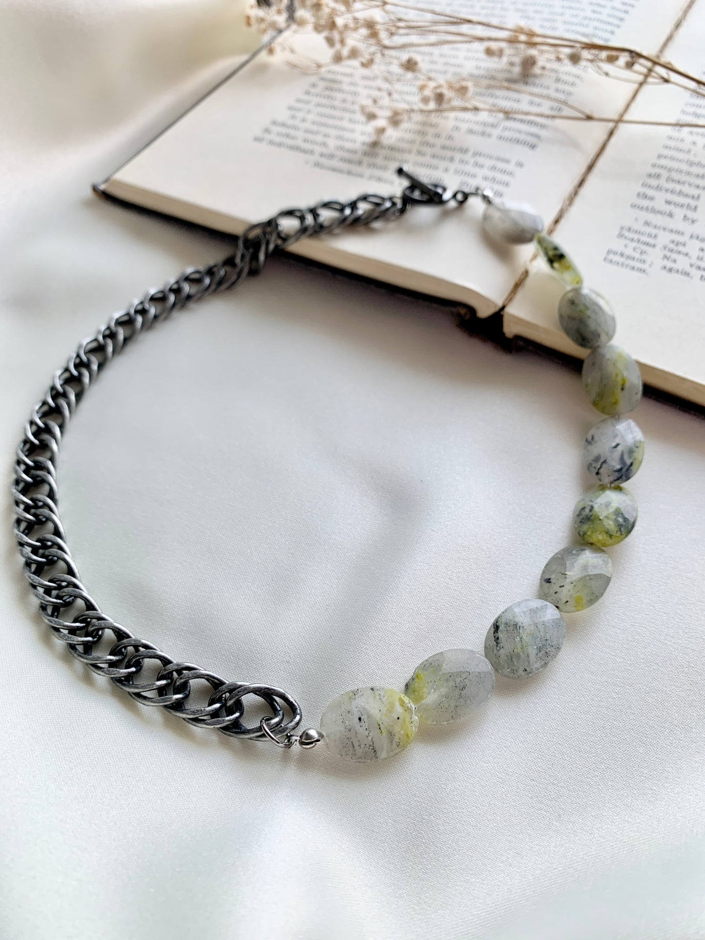 Agate Asymmetric Necklace