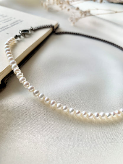 Asymmetrische Perlenkette